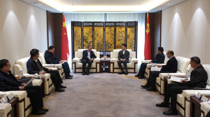 3月20日，甘肃文旅集团党委书记、董事长叶剑芳与到访的兰州职业技术学院党委书记毛玉铎一行就进一步加强校企合作、助力甘肃文旅产业高质量发展进行了深入交流。叶剑芳对毛玉铎一行的到访表示欢迎。他指出，兰州职